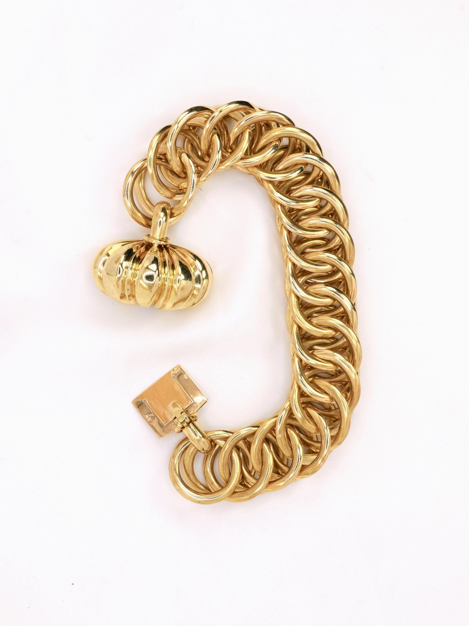 Rétro CARTIER Bracelet en or jaune à maillons en forme de coquillage en vente