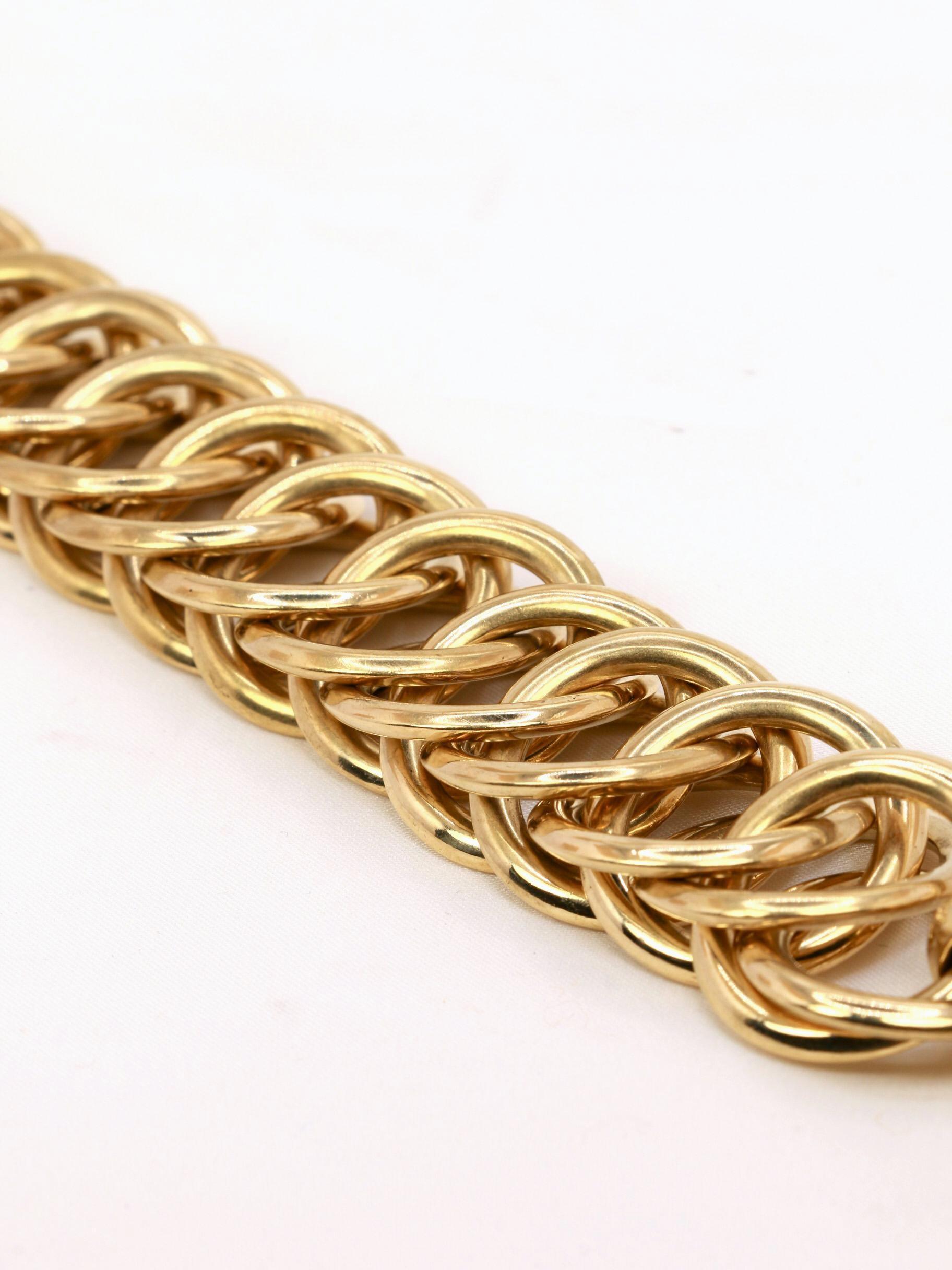 CARTIER Bracelet en or jaune à maillons en forme de coquillage en vente 1