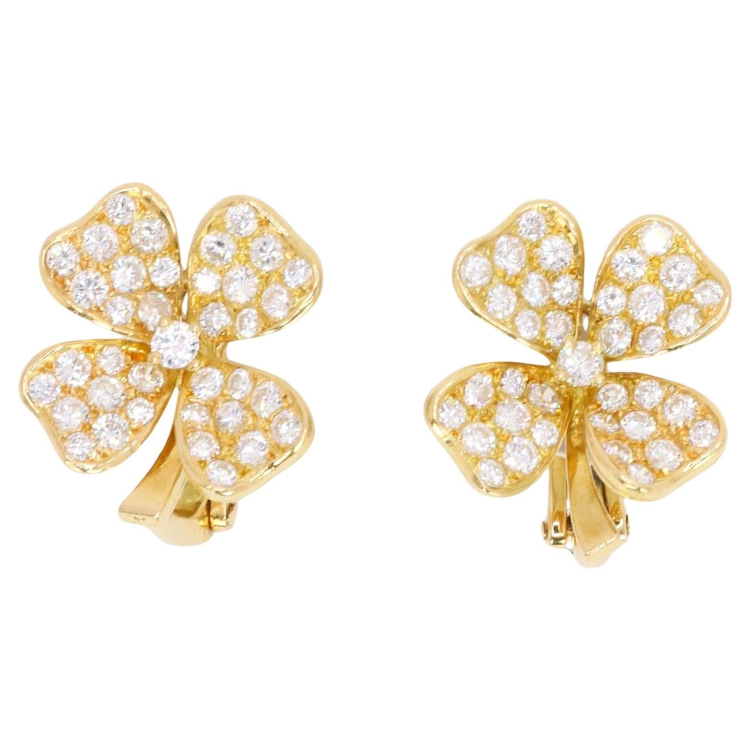 Boucles d'oreilles trèfle en or jaune avec diamants FRED