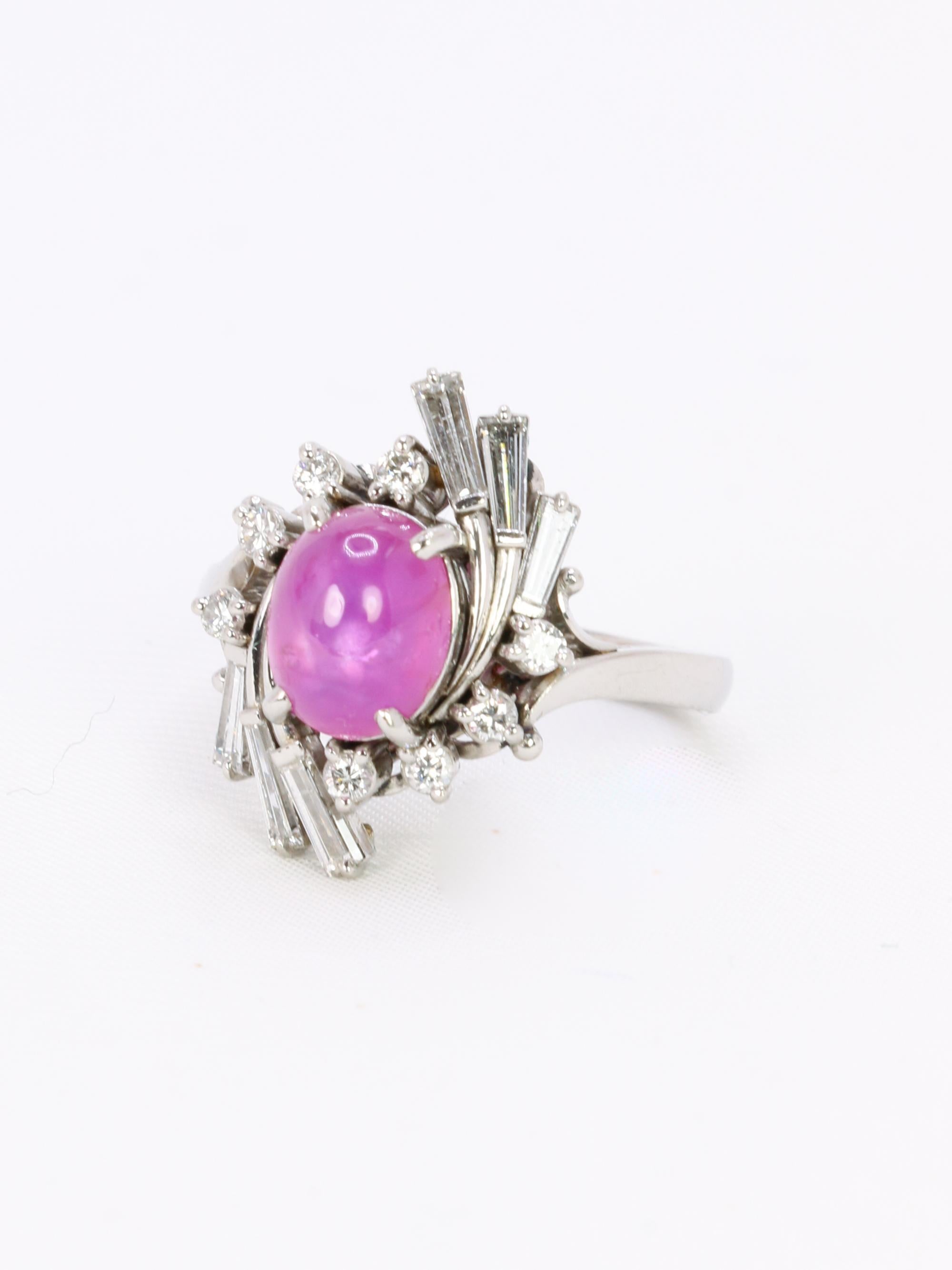 Retro 4.31 ct Star ruby and diamond cluster ring For Sale
