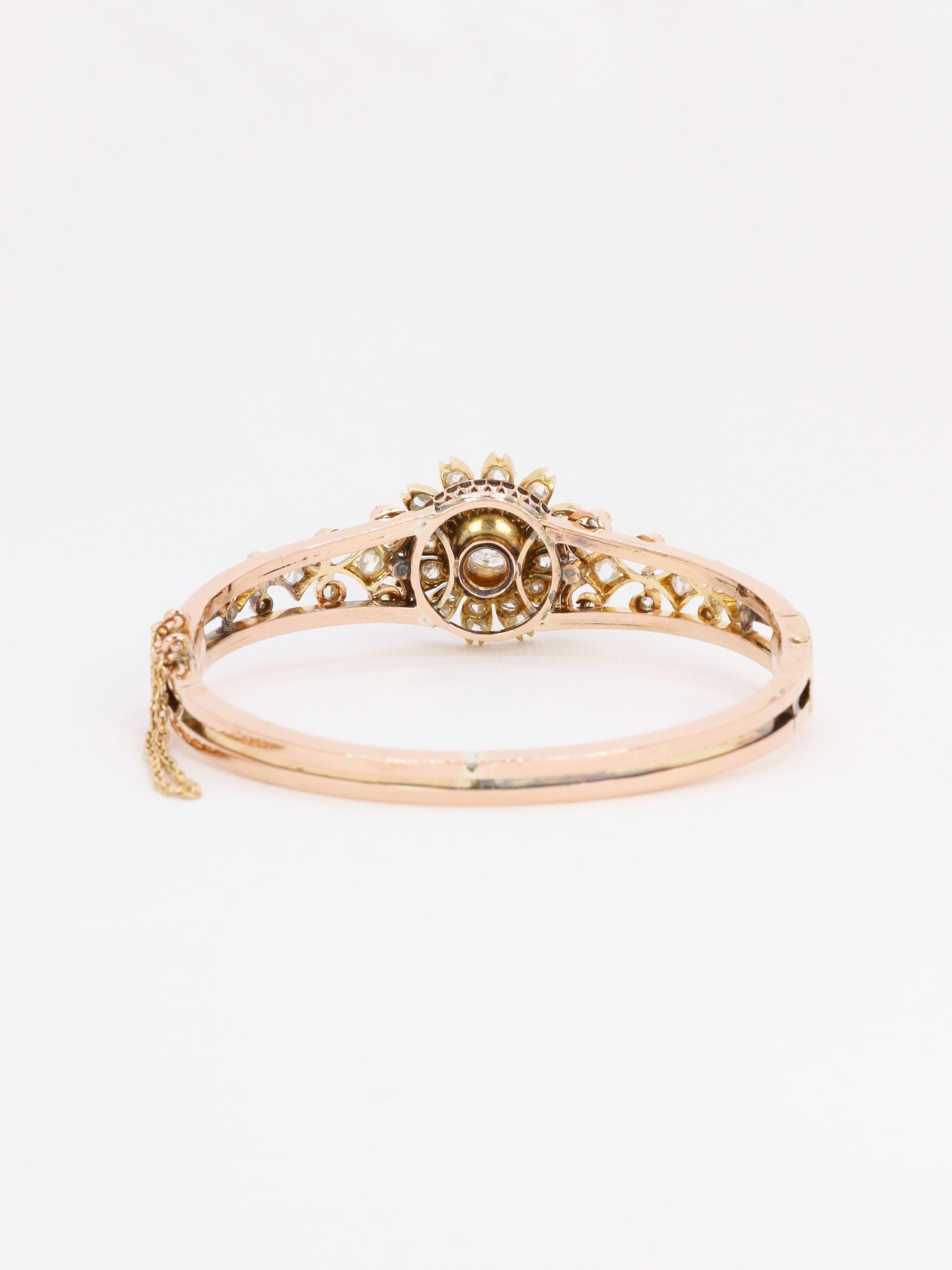 Bracelet fleur victorien en or rose et diamants taille ancienne Bon état - En vente à PARIS, FR