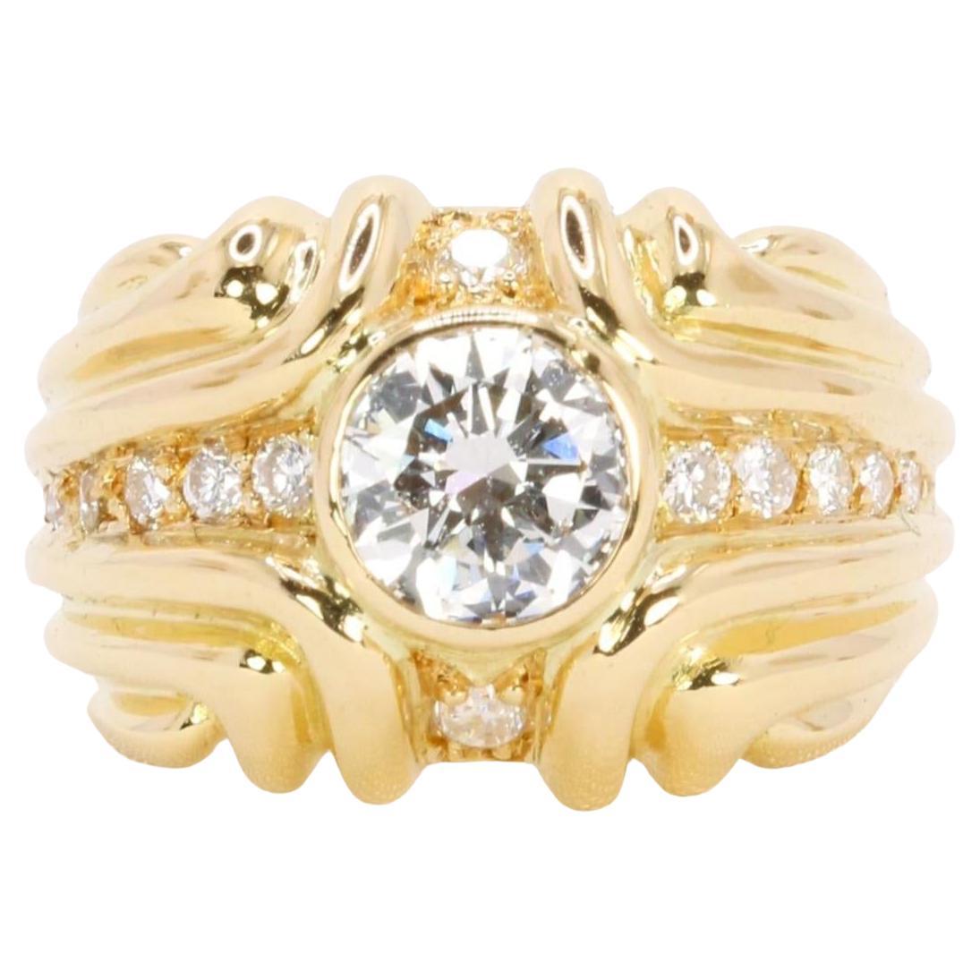 Bague vintage en or jaune et diamants Peaky en vente