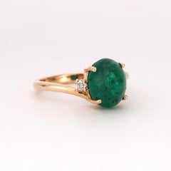 14k Yellow Gold Ring with 3.33ct Cabochon Emerald and Diamonds