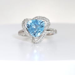 Trilliant-Cut Aquamarine Ring with Diamonds in 14K White Gold Size 7