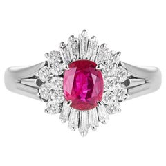 Anillo Vintage de Platino con Rubí Natural y Diamante Certificado por el GIA