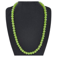 Vintage Chinese Natural Green Translucent Nephrite Jade Beaded Necklace 17" 20c