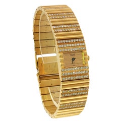 Reloj Polo con diamantes de Van Cleef & Arpels, de oro amarillo de 18 quilates y mecanismo de cuarzo