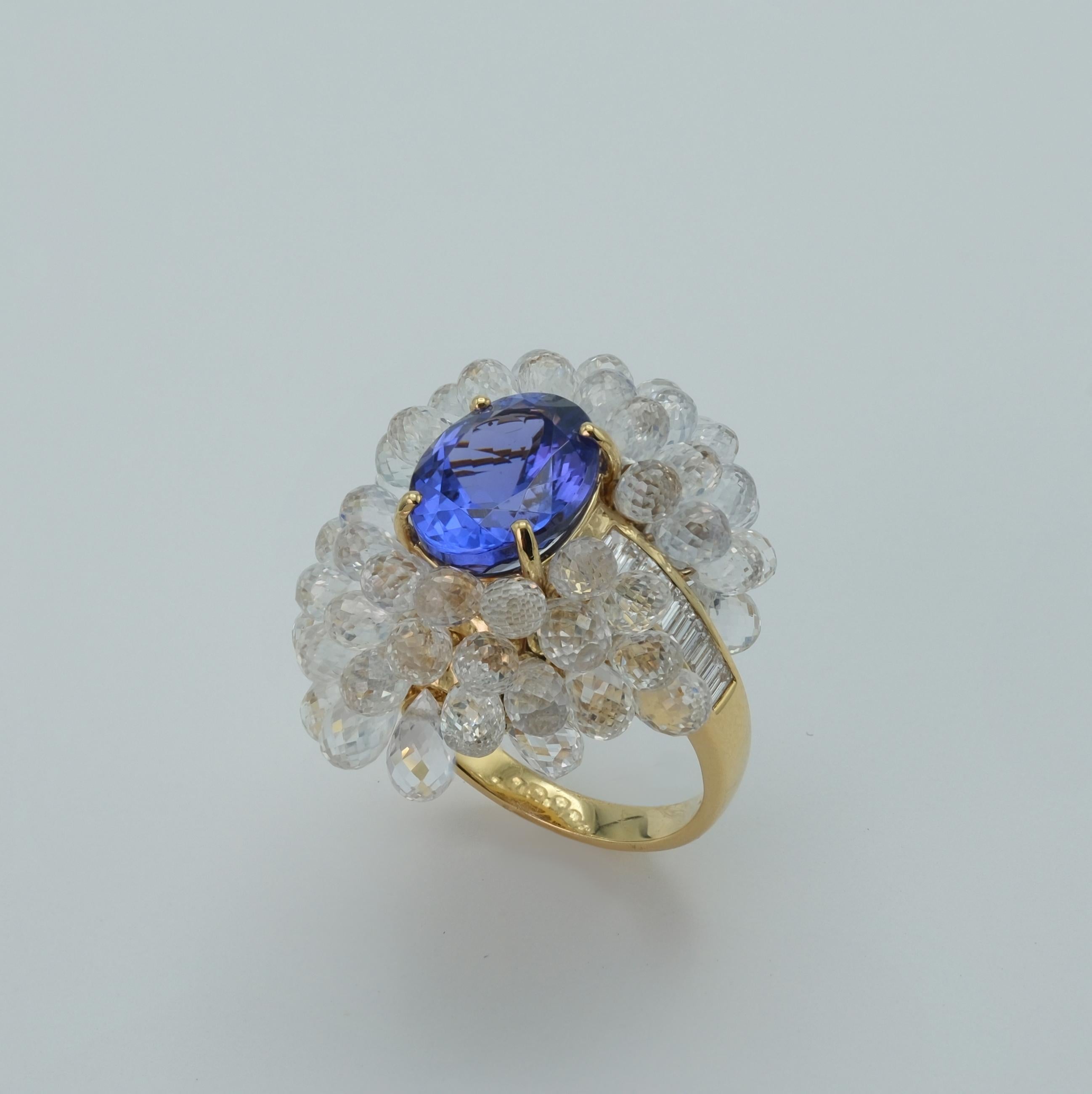 Tanzanite, Briolette White Sapphire & Diamond Cluster Cocktail Ring 18k Gold In Good Condition For Sale In Fairfield, CT