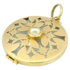 Vintage Locket Vinaigrette Pendent Dancing Diamonds 18 Karat Yellow Gold