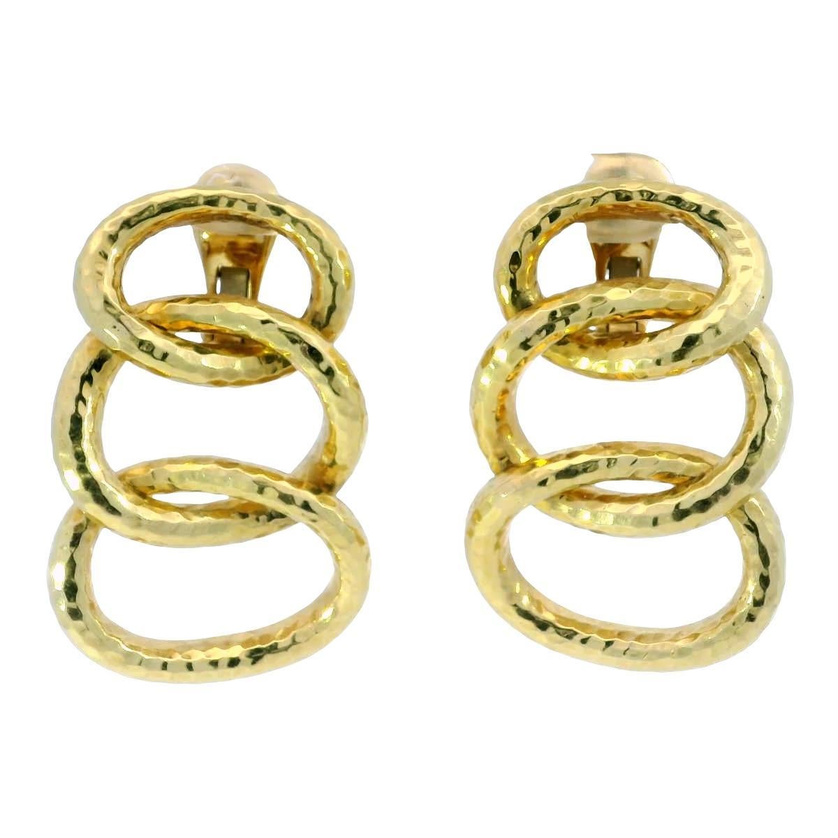 David Webb - Boucles d'oreilles en or jaune 18 carats à trois anneaux en vente 2