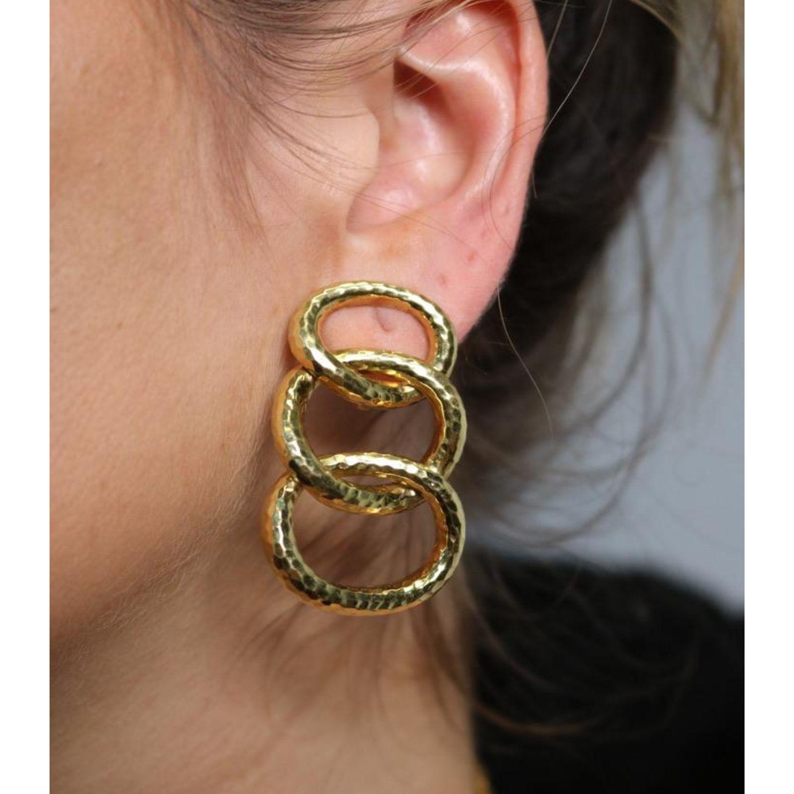 Moderne David Webb - Boucles d'oreilles en or jaune 18 carats à trois anneaux en vente