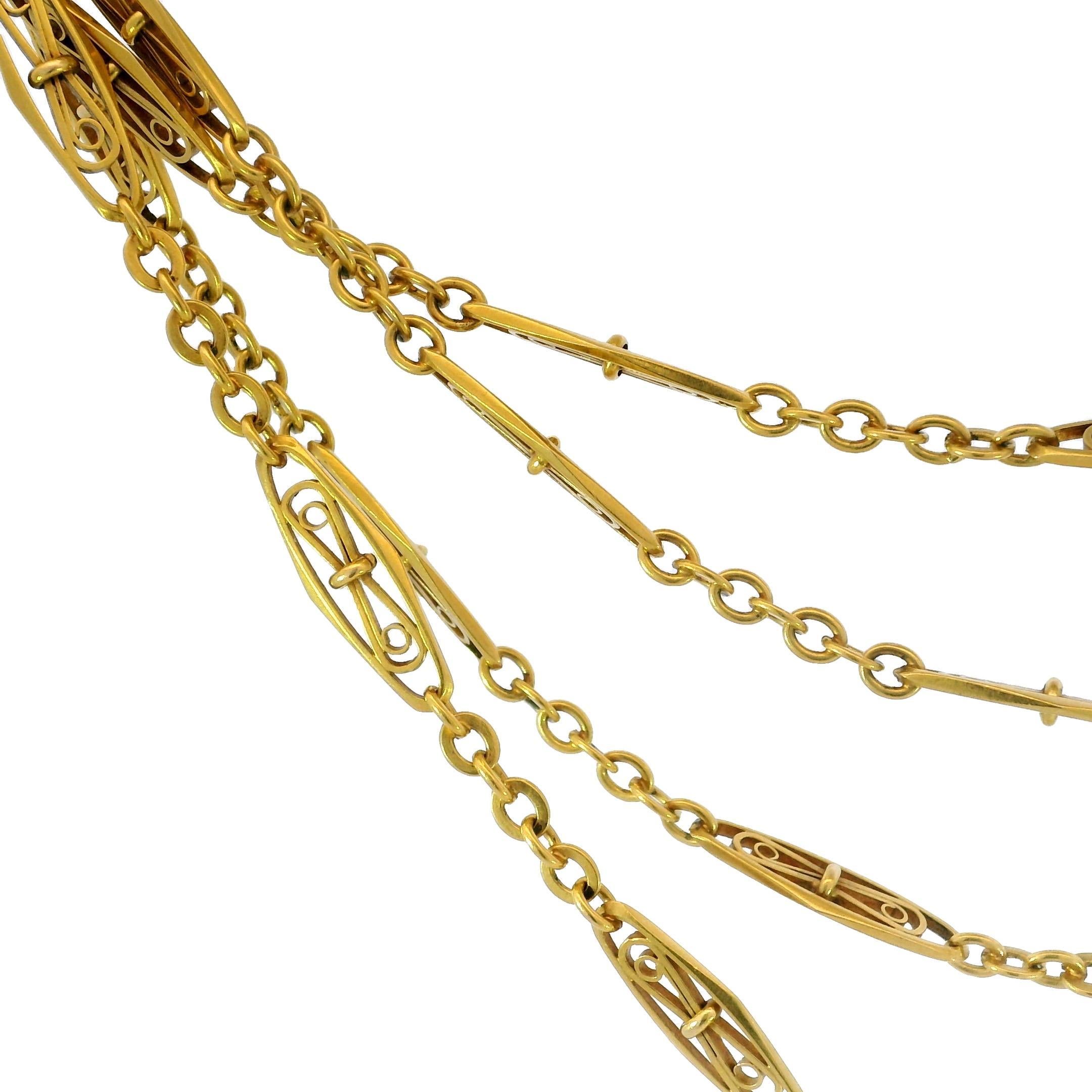Art nouveau Chaîne longue Art Nouveau avec fermoir en or jaune 18K 60
