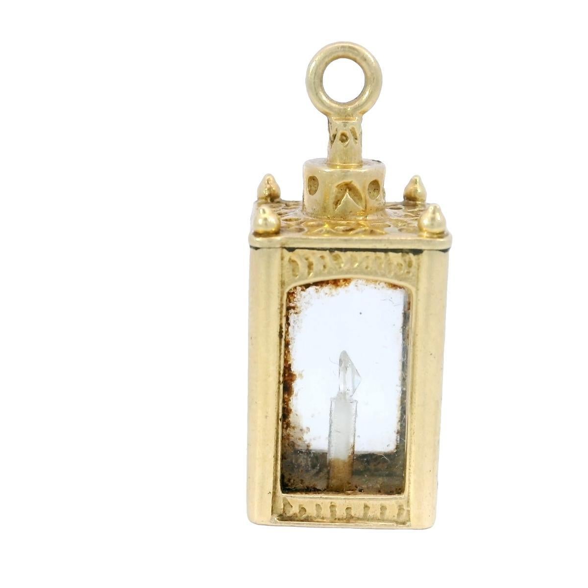 Pendentif lanterne vintage en or jaune 14K avec diamants Pour femmes en vente