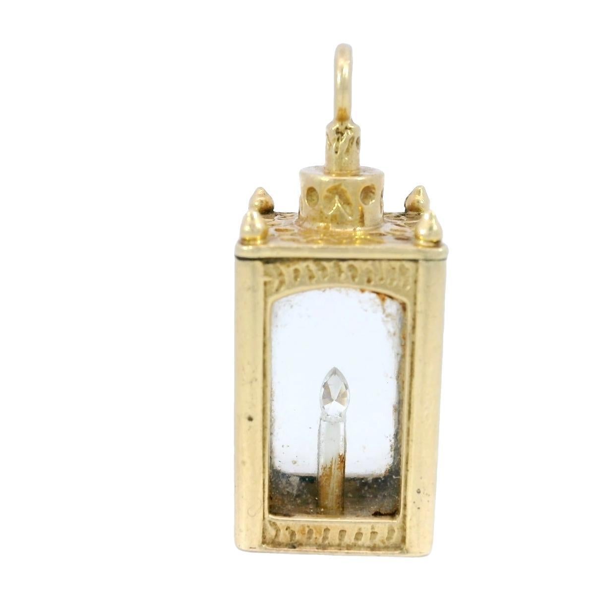Pendentif lanterne vintage en or jaune 14K avec diamants Bon état - En vente à Fairfield, CT