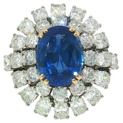 Chaumet Paris Burma : bague en platine avec saphirs et diamants disposés en grappe, sans traitement thermique