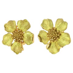 Tiffany & Co. Dogwood Flower Earrings 18K Yellow Gold