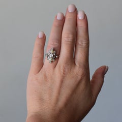 Bague Art nouveau ancienne en or 18 carats — Deux perles et un diamant taille ancienne  Circa 1910