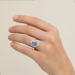 Vintage-Pompadour-Ring aus 18-karätigem Gold – unbehandelter Saphir aus Madagaskar (3,55 Karat) und Diamanten