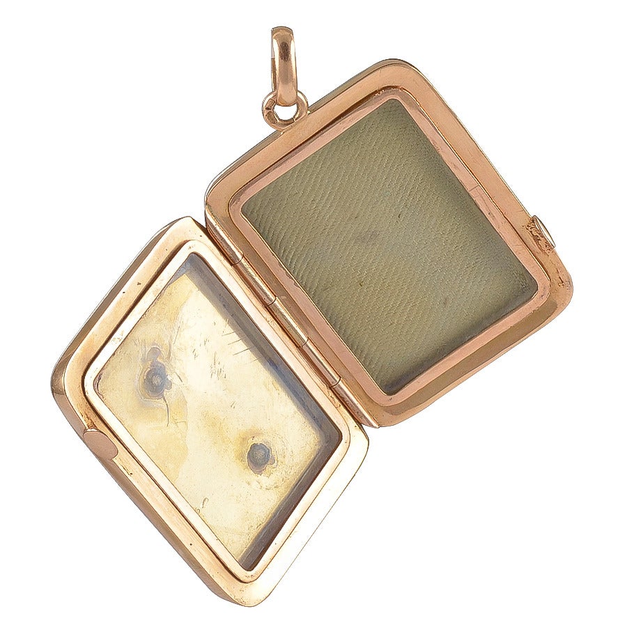 Gold Locket Featuring a Native American Chief