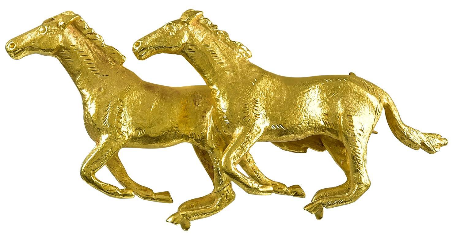 Well modelled and with good movement, the perfect brooch for a horse lover or owner.
Condition: Good
Weight: 19g (this is quite heavy)
Dimensions: 5cm long x 2.4cm high.
English: Fully Hallmarked 9k Gold for the year 1948