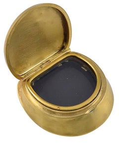 Victorian Gold and Banded Agate Horseshoe Shaped Pendant/Locket