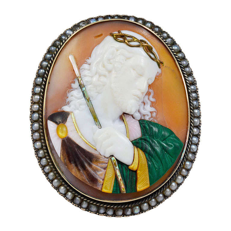 A late 19th century Carved Cameo Brooch of Jesus Christ