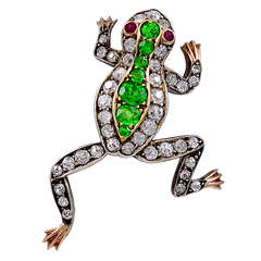 A Petite Diamond & Green Garnet Frog Brooch