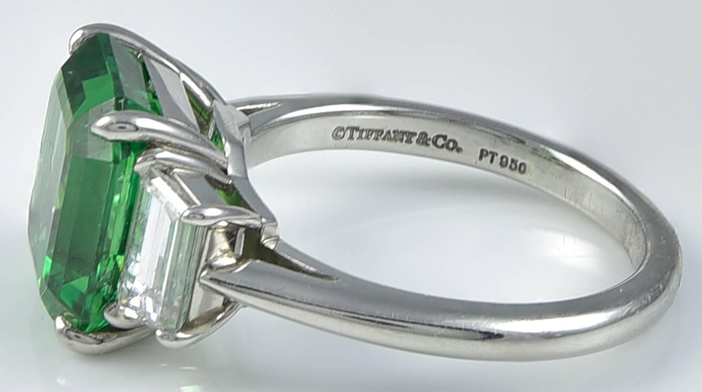 Tsavorite Garnet Diamond Platinum Ring  In Excellent Condition In London, GB