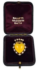 Antique Pearl Yellow Agate Crowned Heart Gold Brooch