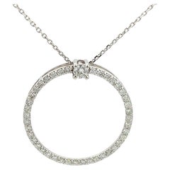 Pendentif cercle d'amour en or blanc 14 carats avec diamants de 0,25 carat sur le dessus