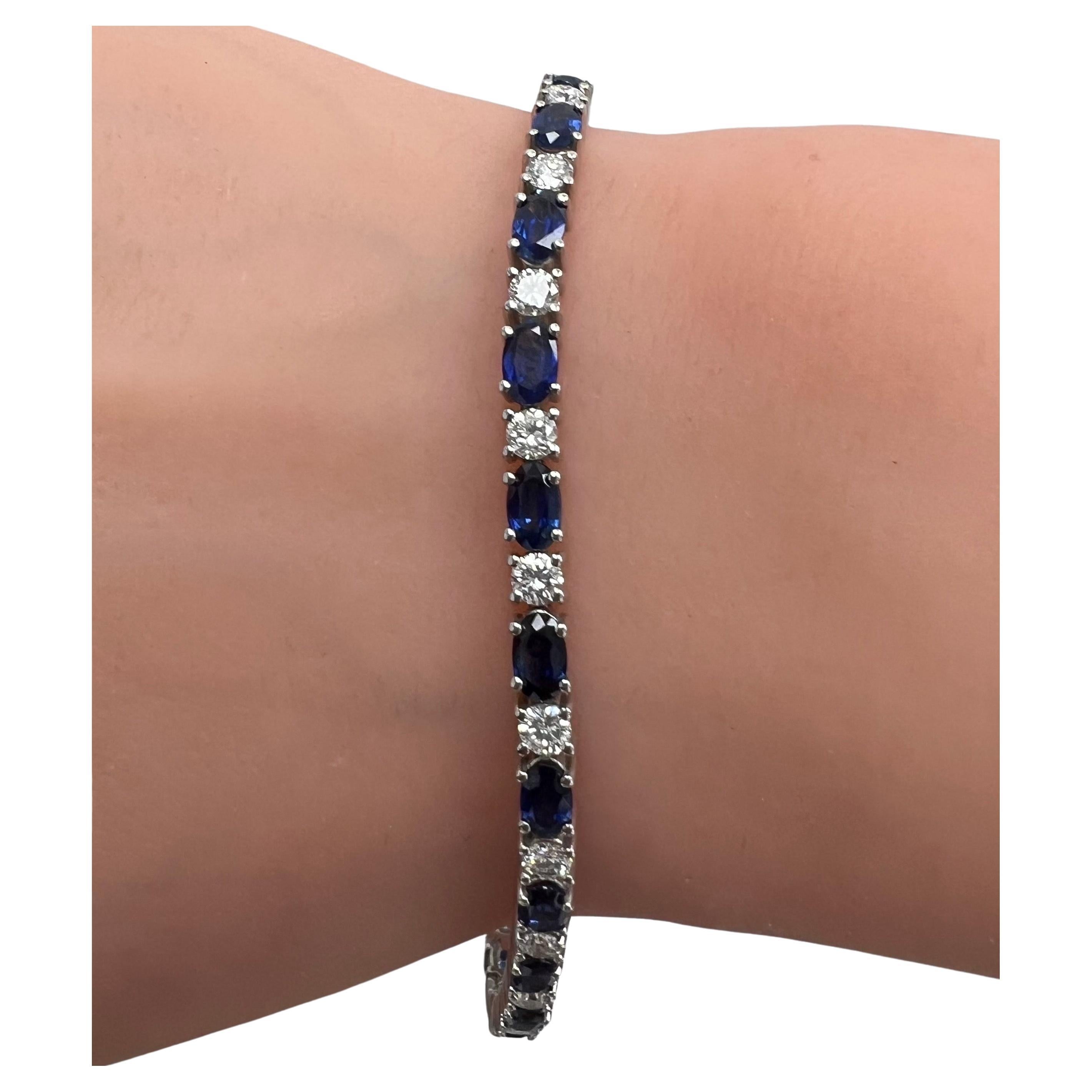 Natural Blue Oval Sapphires & Diamonds Bracelet, 14k White Gold, Excellent Value For Sale