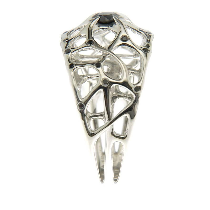 Sterling Silver Web Ring In New Condition For Sale In Coral Gables, FL