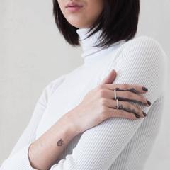 Fabri Infinity Single-Loop Diamond and 18K Gold Ring