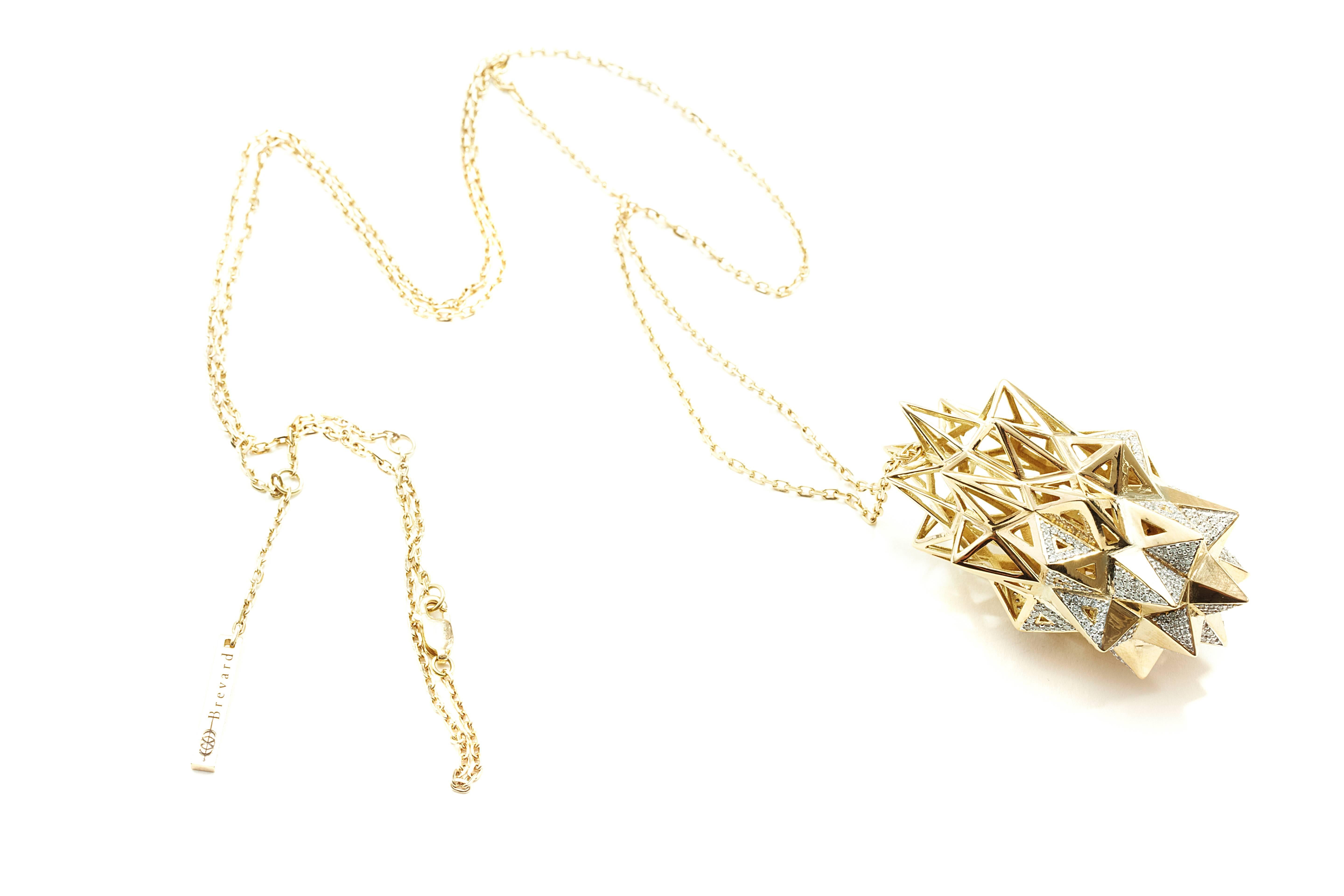 One of a Kind Large Stellated Diamond 18K Gold Pendant In New Condition For Sale In Coral Gables, FL