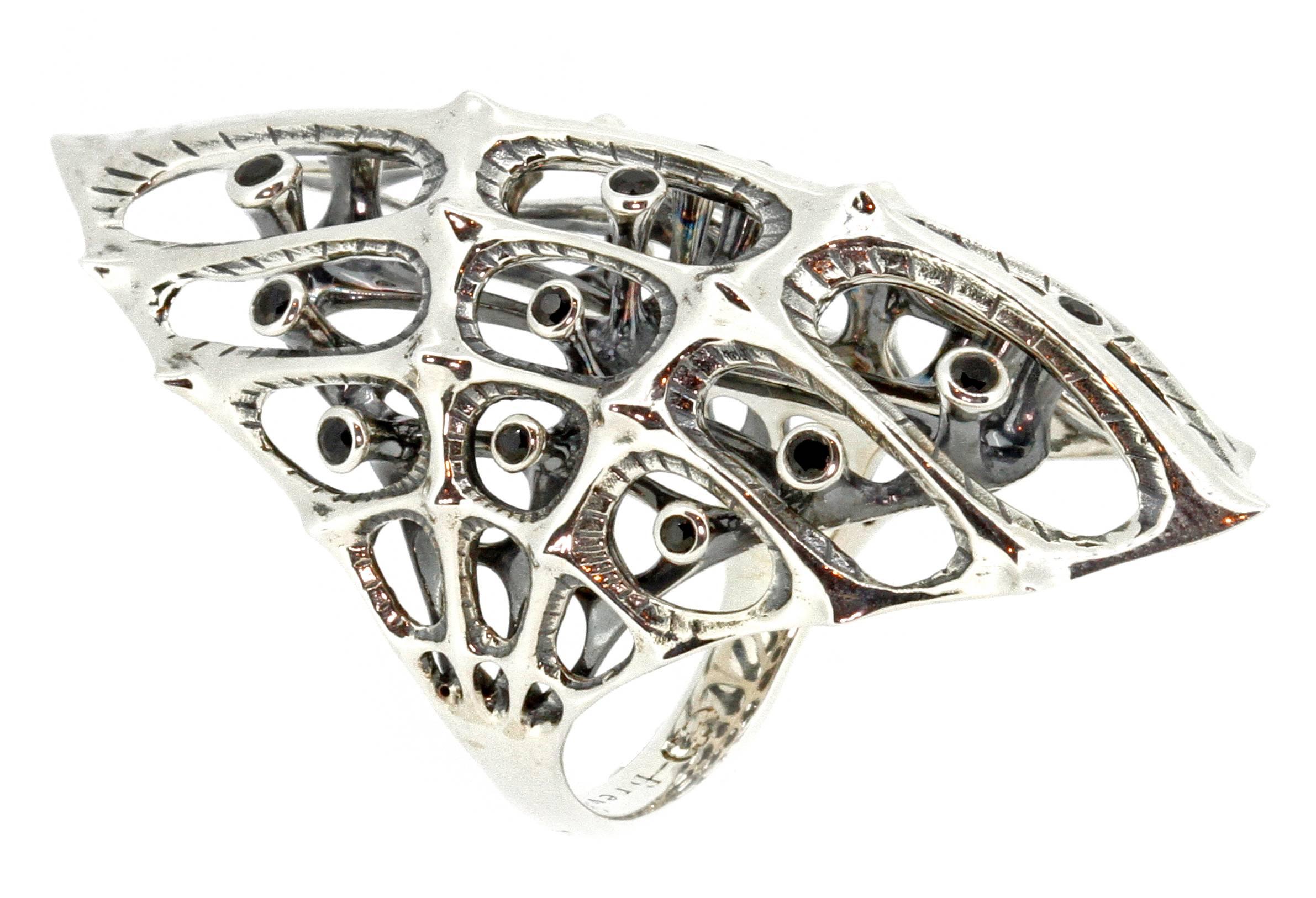 Round Cut Unisex Morphogen Black Sapphires Silver Ring For Sale