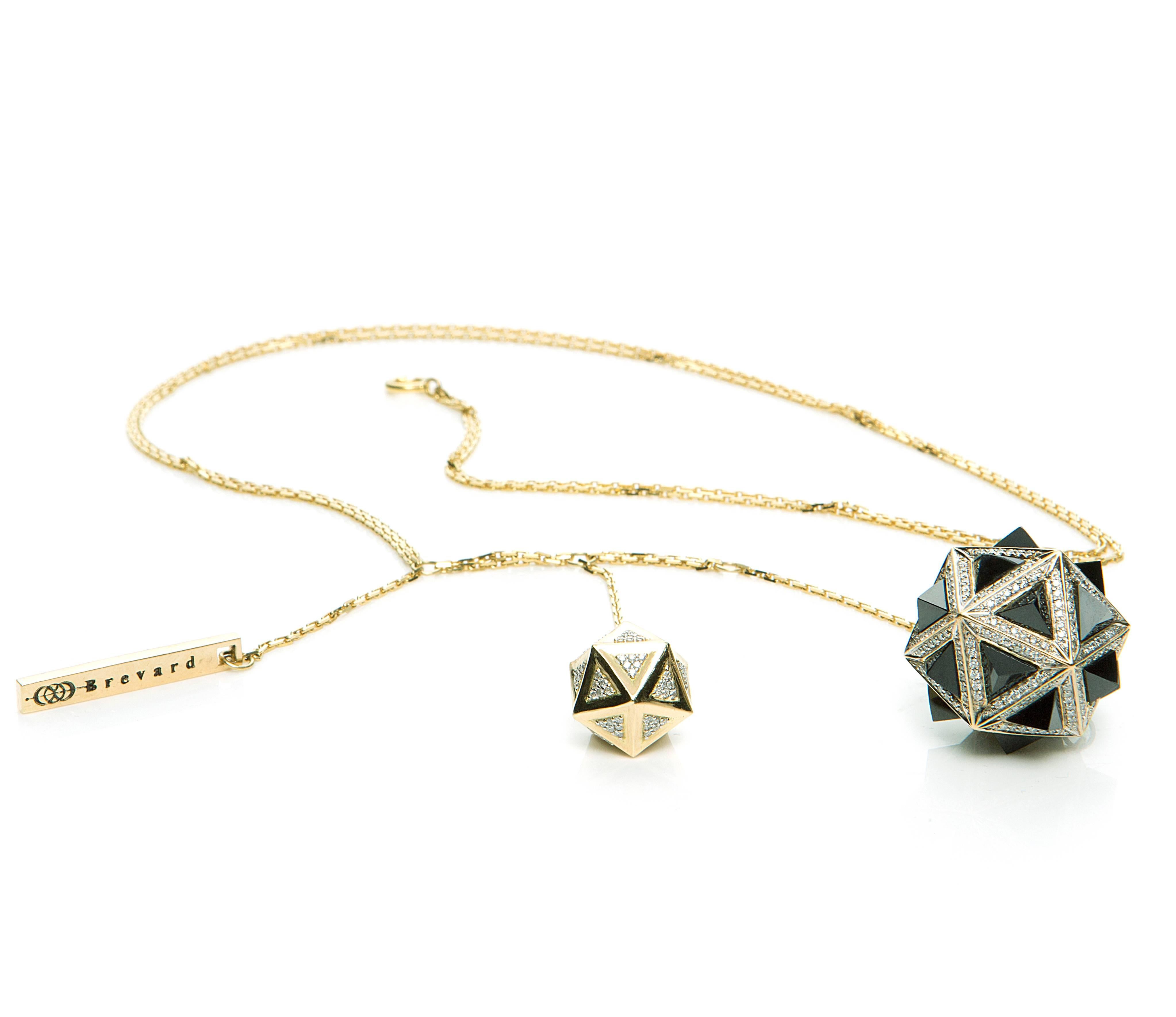  Icoso Diamond and Black Sapphire Pyramids 18K Gold Dual Pendant In New Condition For Sale In Coral Gables, FL