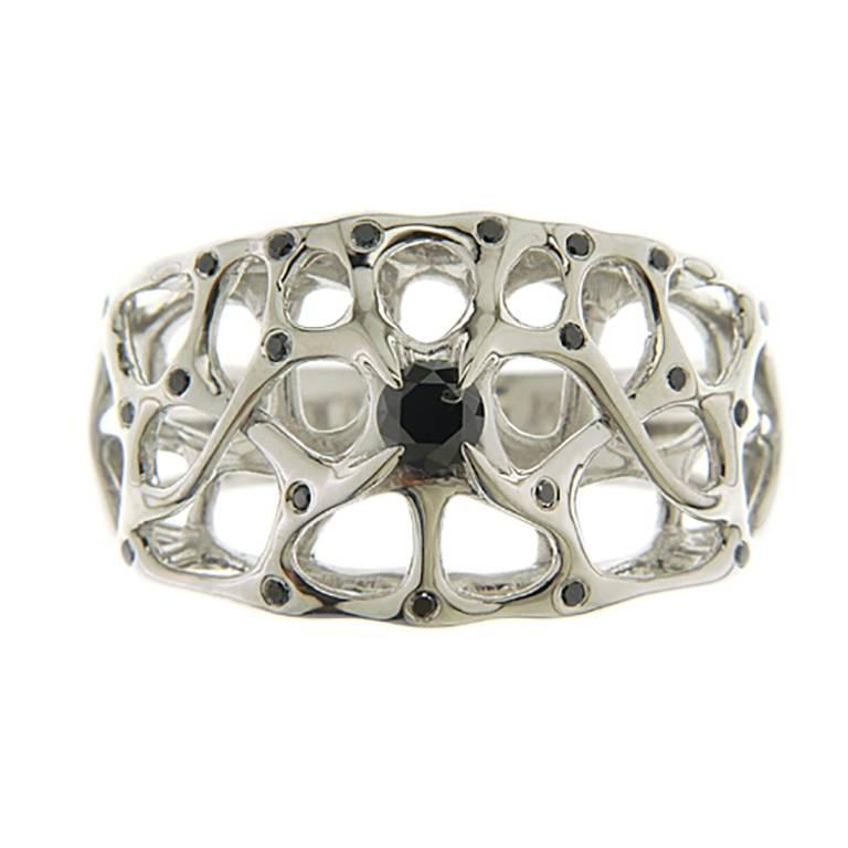 Round Cut Sterling Silver Web Ring For Sale