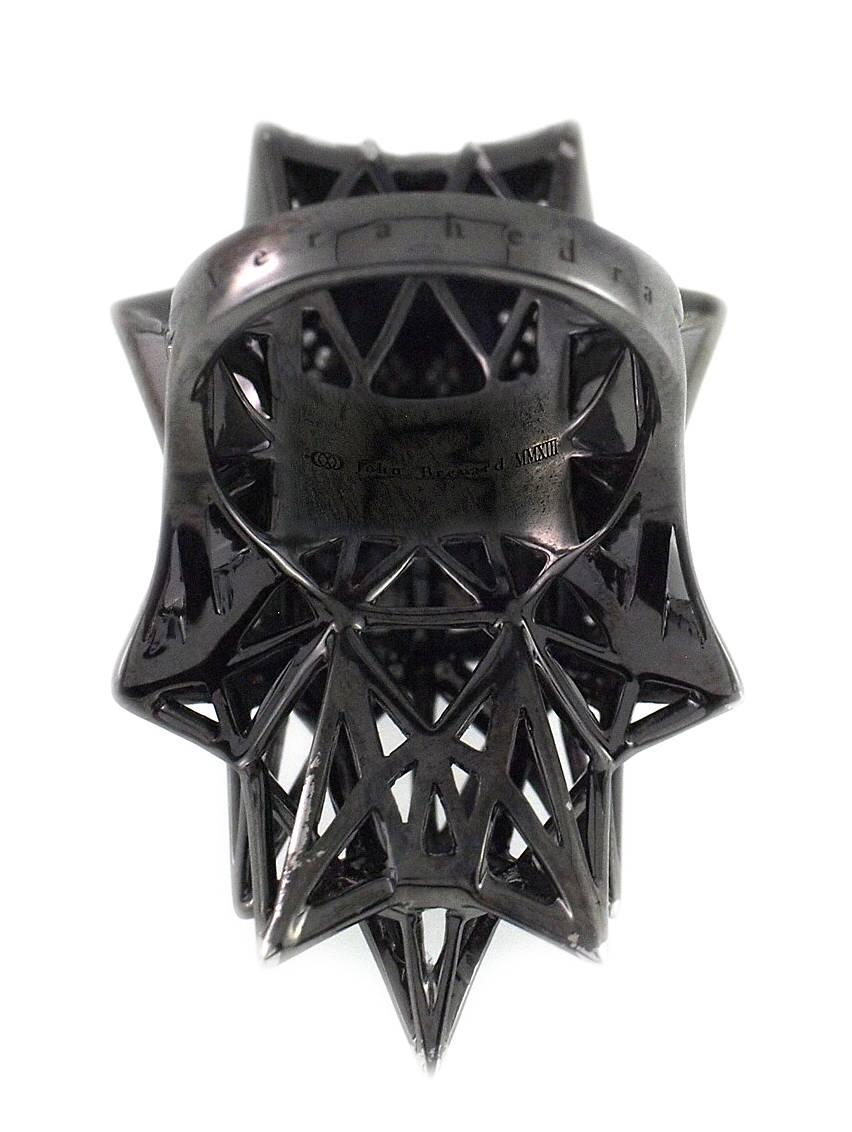 Schwarzer schwarzer Stern-Diamant-Goldring (Moderne)