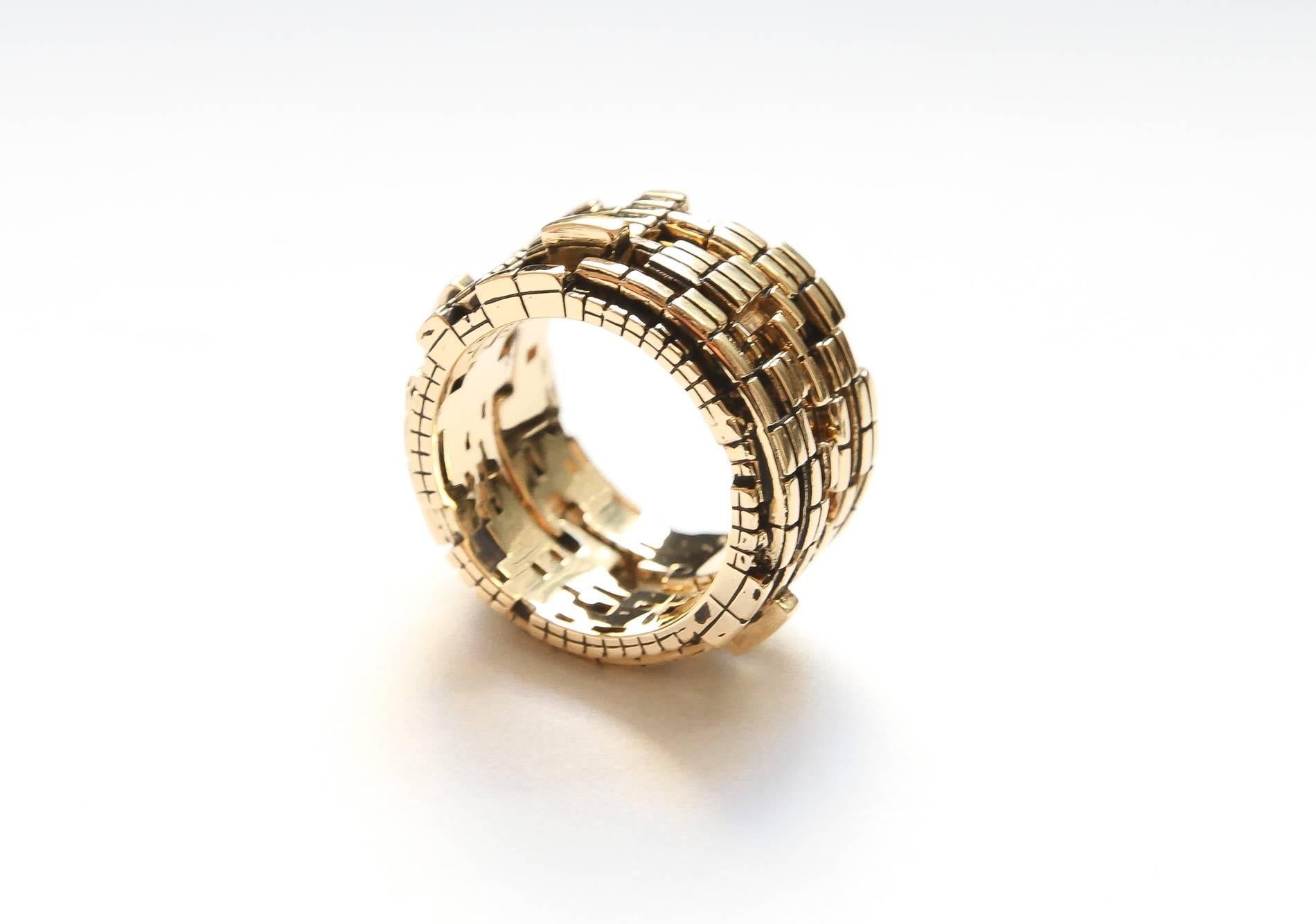 Unisex 18K Gold Bitcoin Blockchain Ring 1