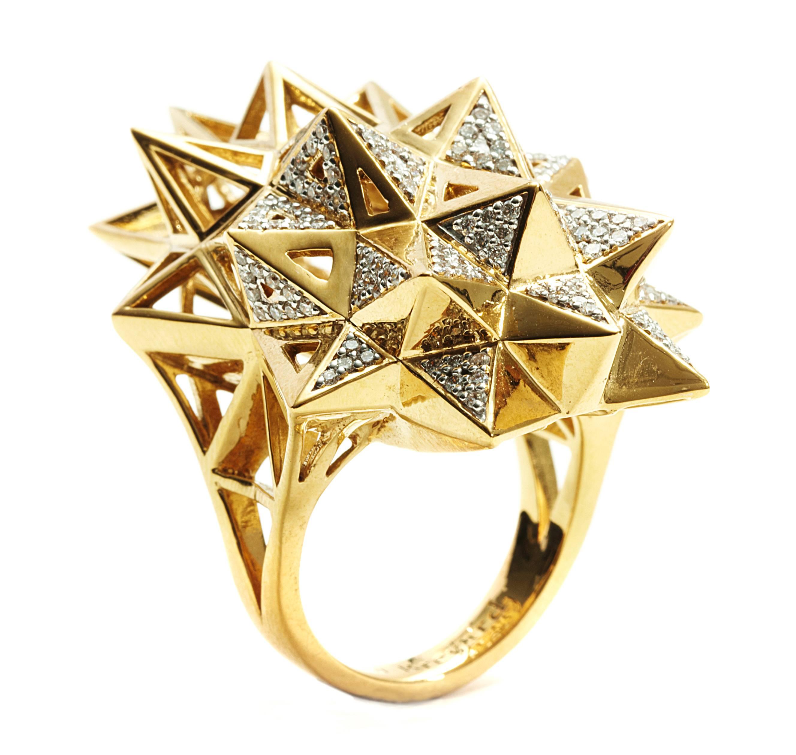 Round Cut Stellated Star Diamond and 18K Gold Ring