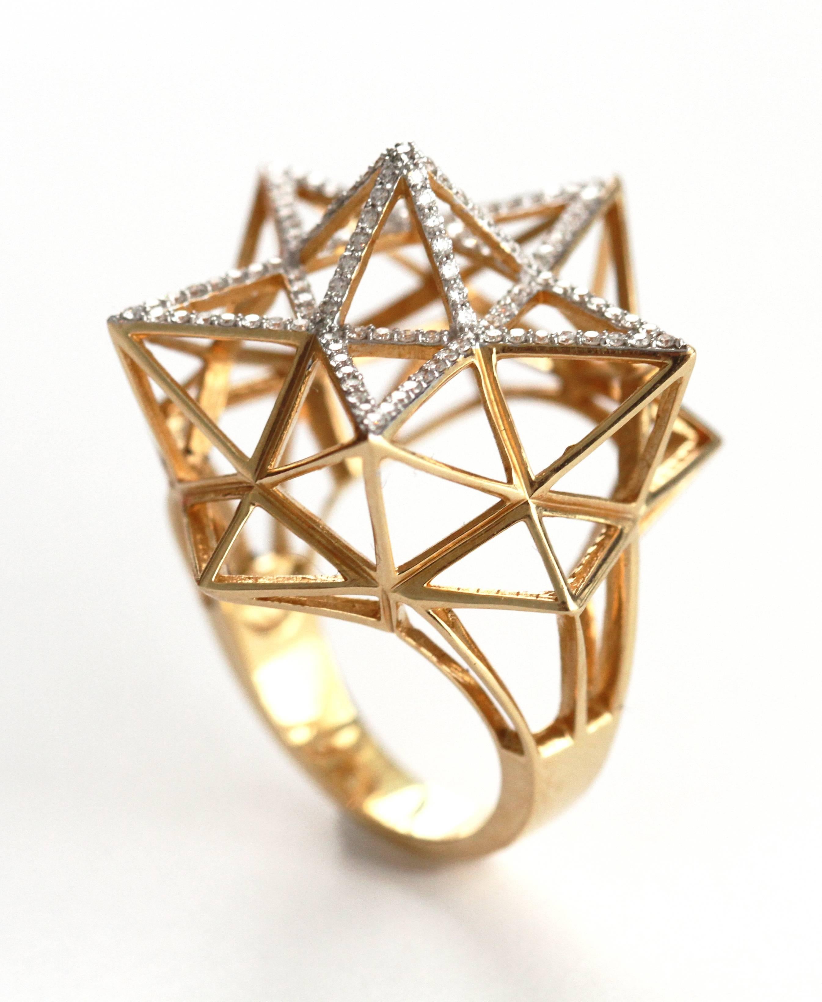 Goldring mit Stern-Partial-Diamantpavé im Zustand „Neu“ im Angebot in Coral Gables, FL