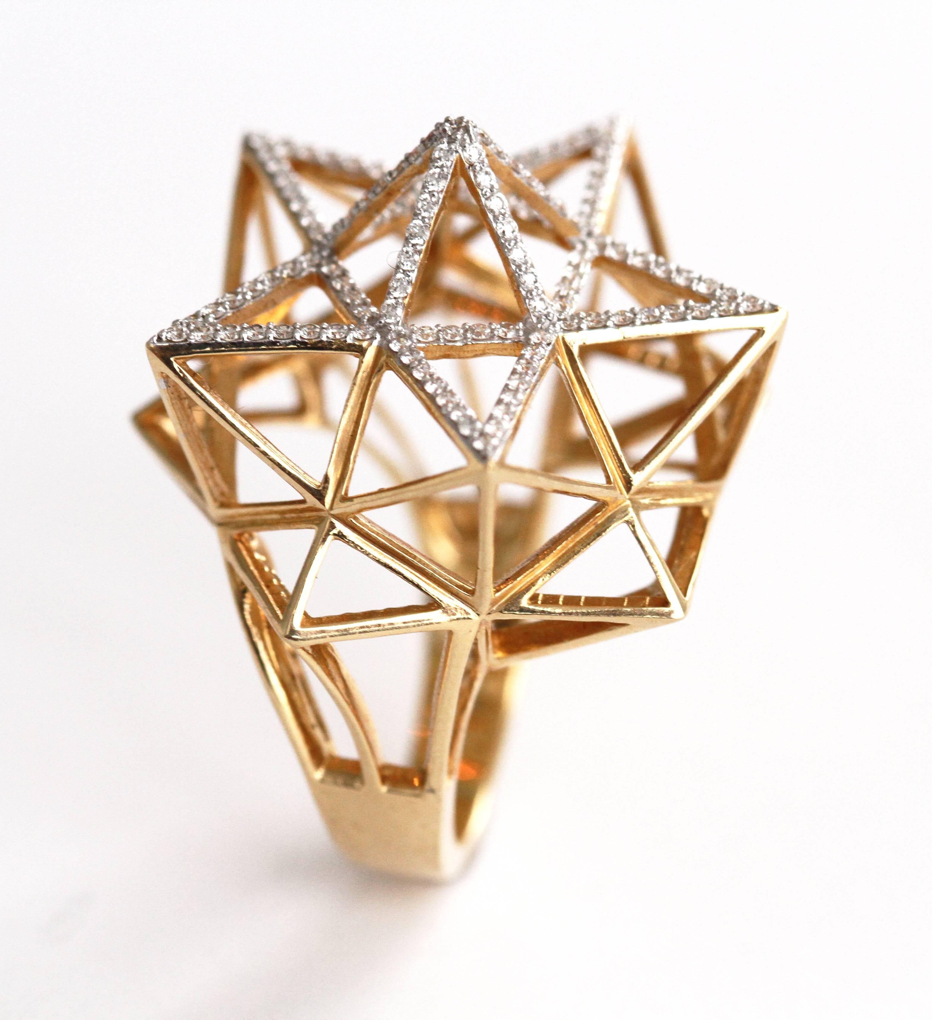 Goldring mit Stern-Partial-Diamantpavé im Angebot 2