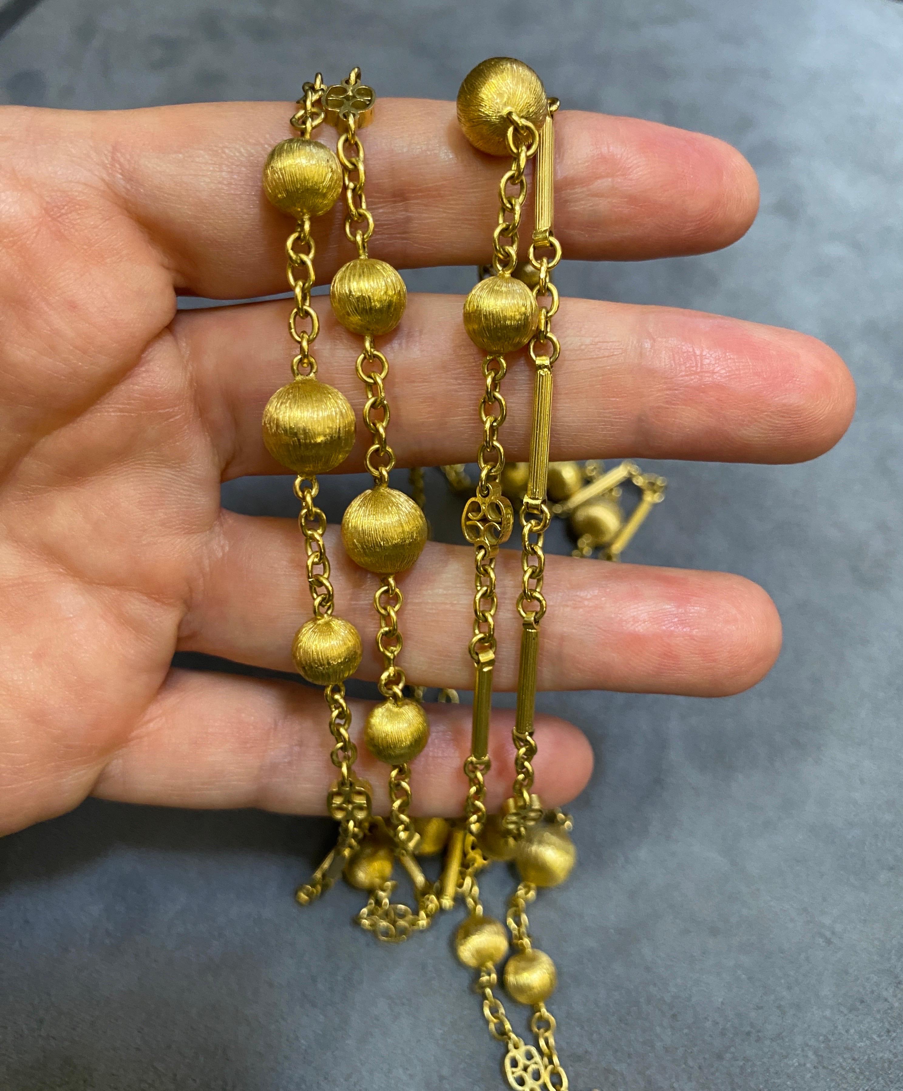 1960s Italian 18k gold hand engraved chain necklace 4