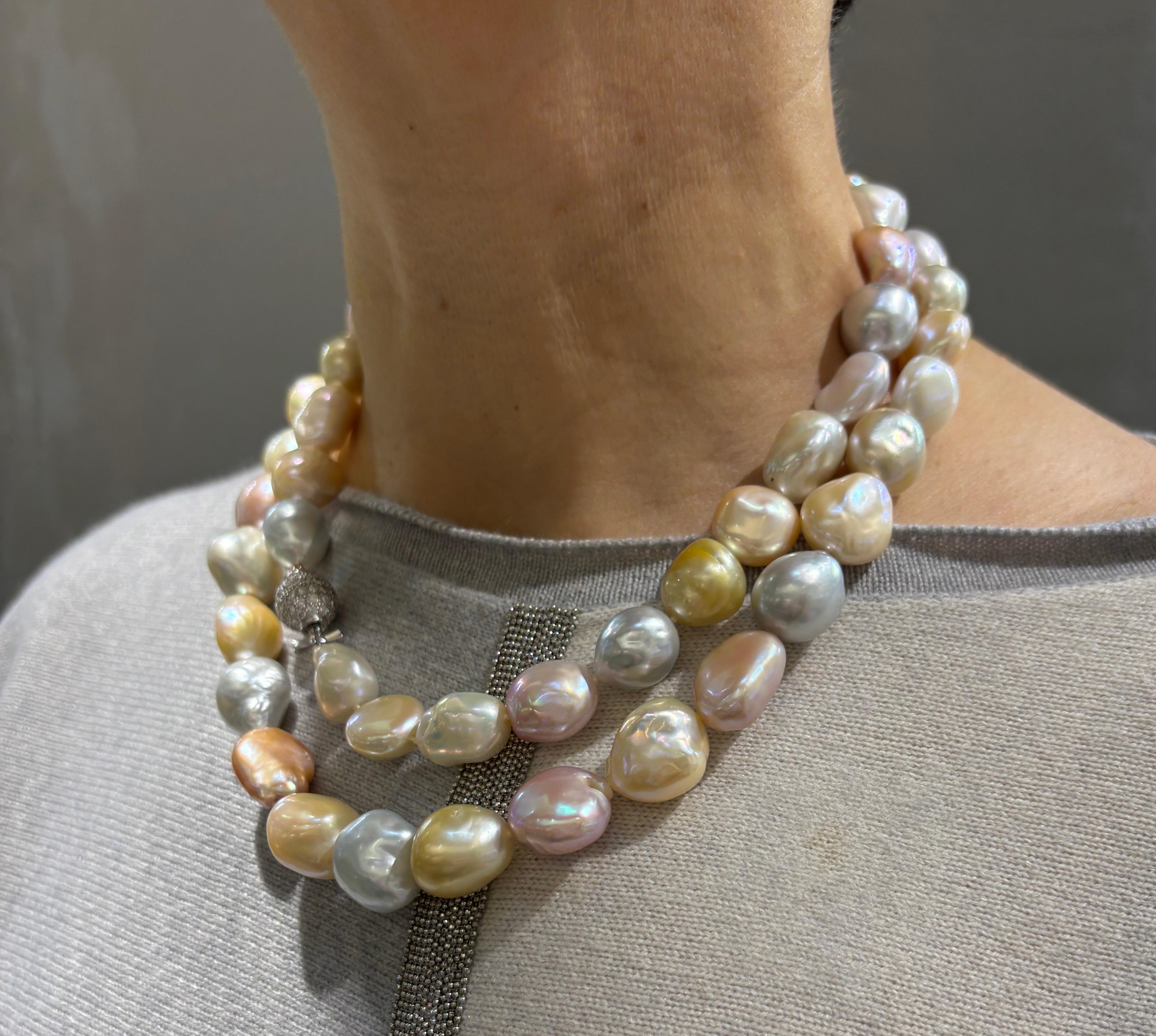 !980s Adler multicoloured pearl and diamond necklace and earring set For Sale 7