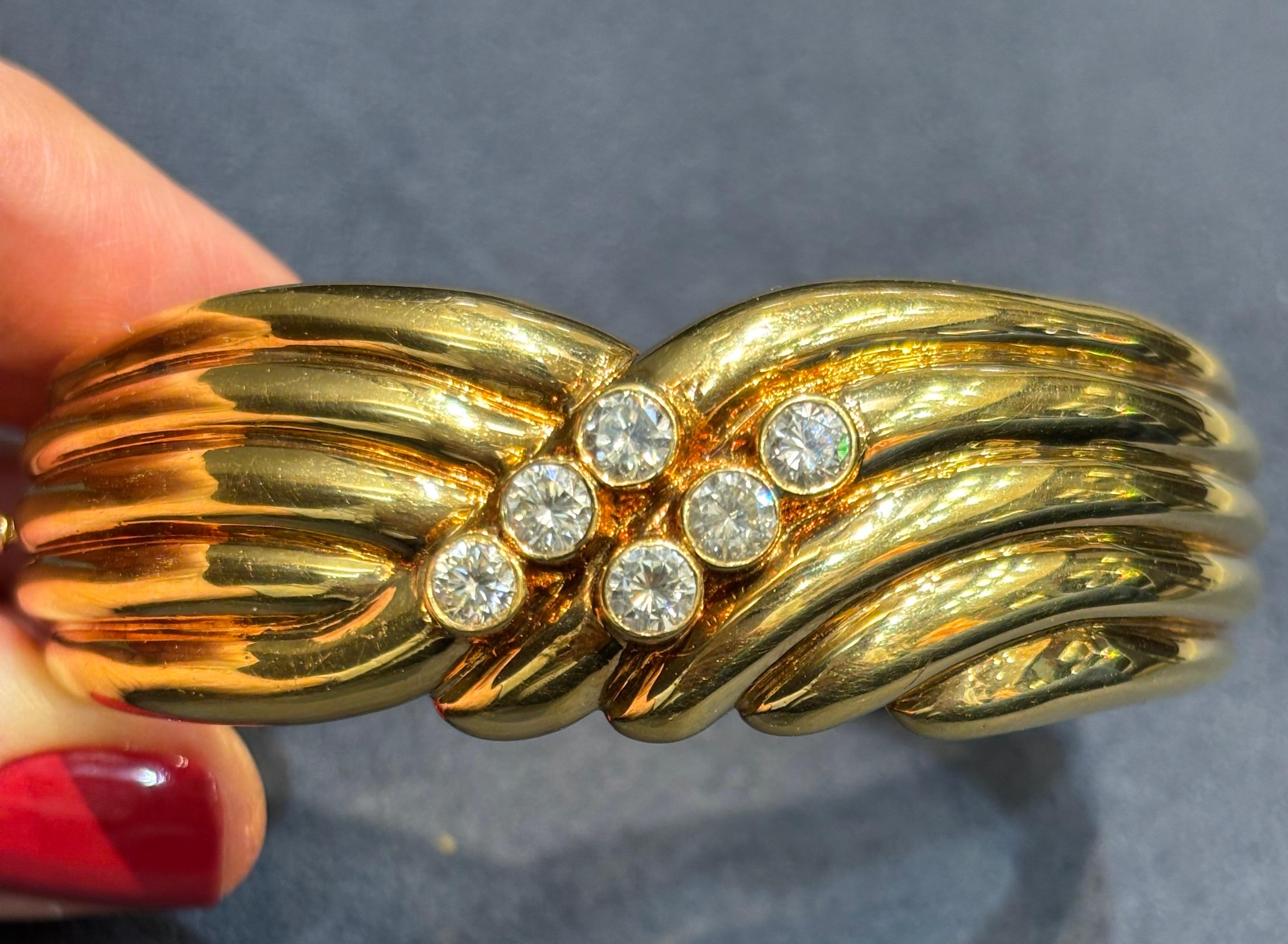 1970s European 18k gold cuff with 6 round cut diamonds For Sale 2