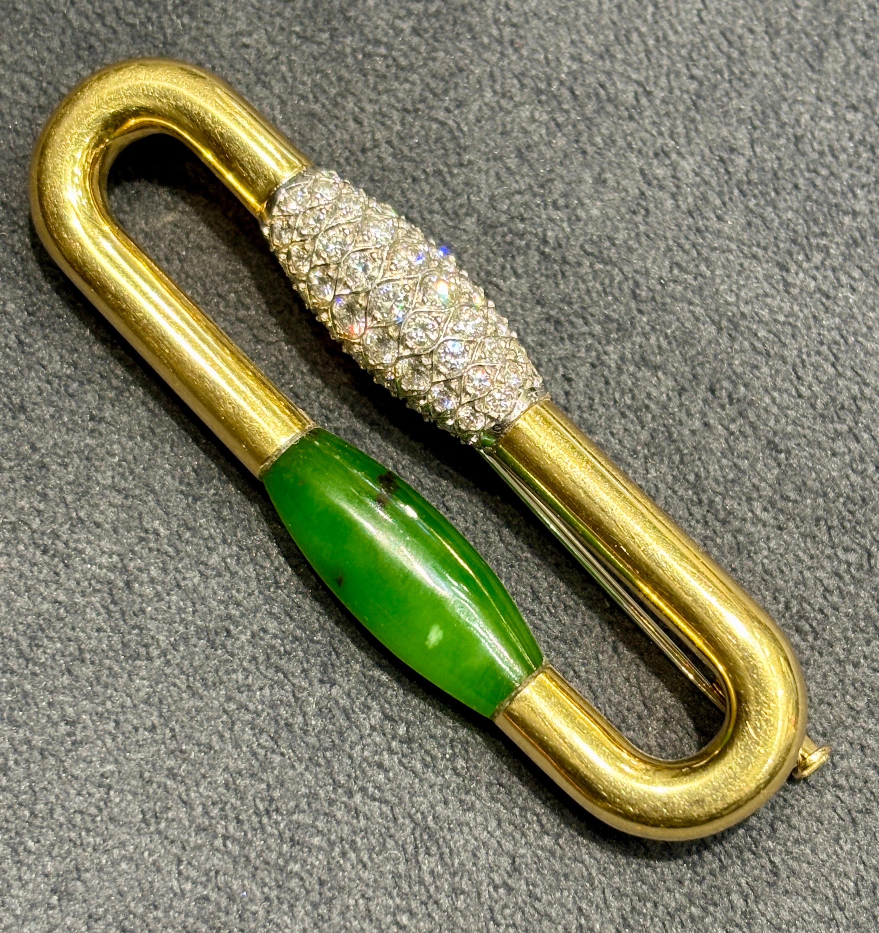 1970s European 14k gold, diamond and jade brooch For Sale 2