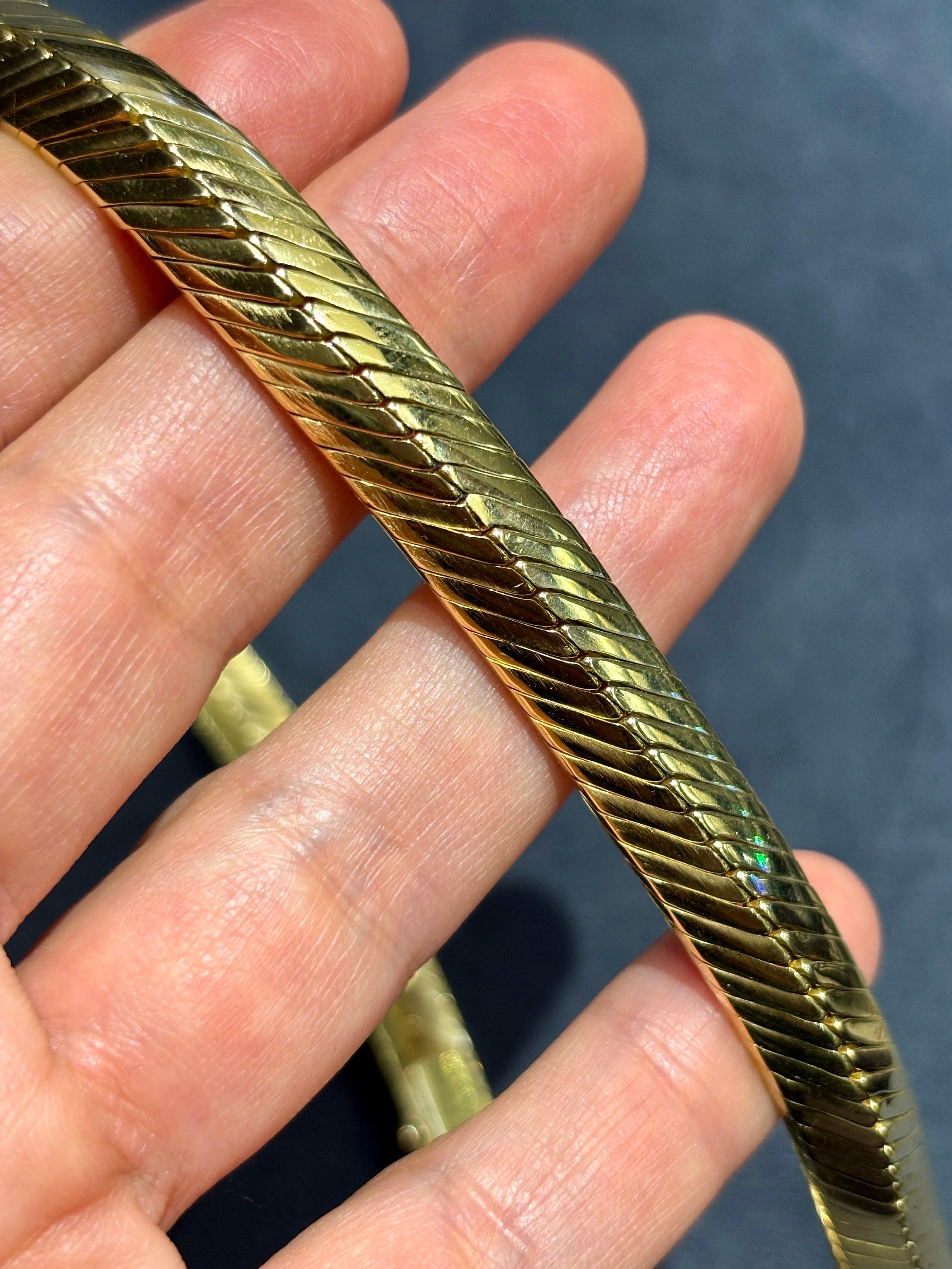Gargantilla de oro de 18 quilates Cartier de los años 70 en venta 2