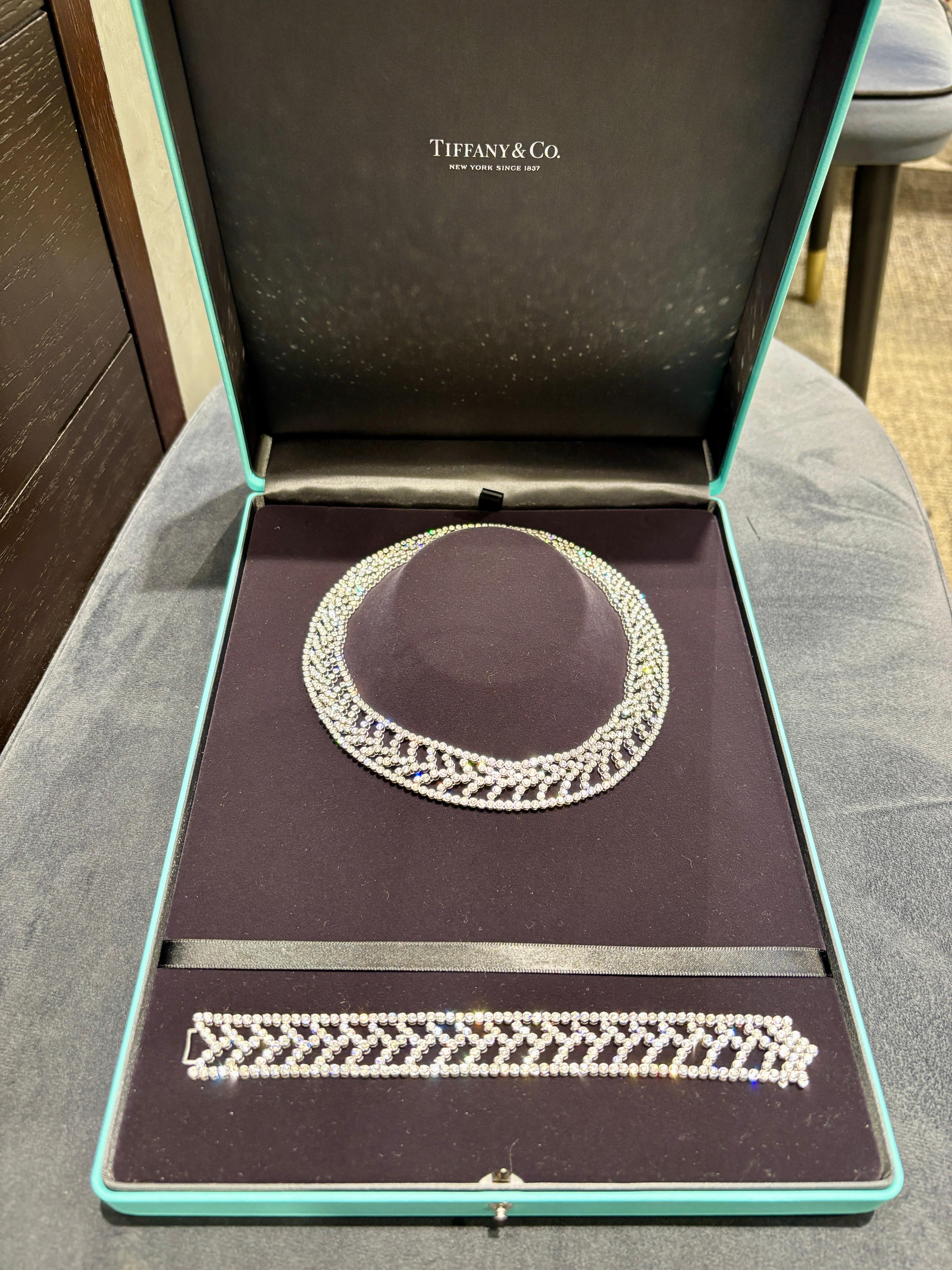 1990s Tiffany & Co platinum and diamond necklace, part of set with bracelet In Good Condition In London, GB