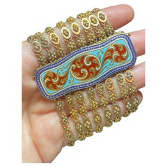Bracelet anglais des années 1920 en or 18 carats et émail gravé
