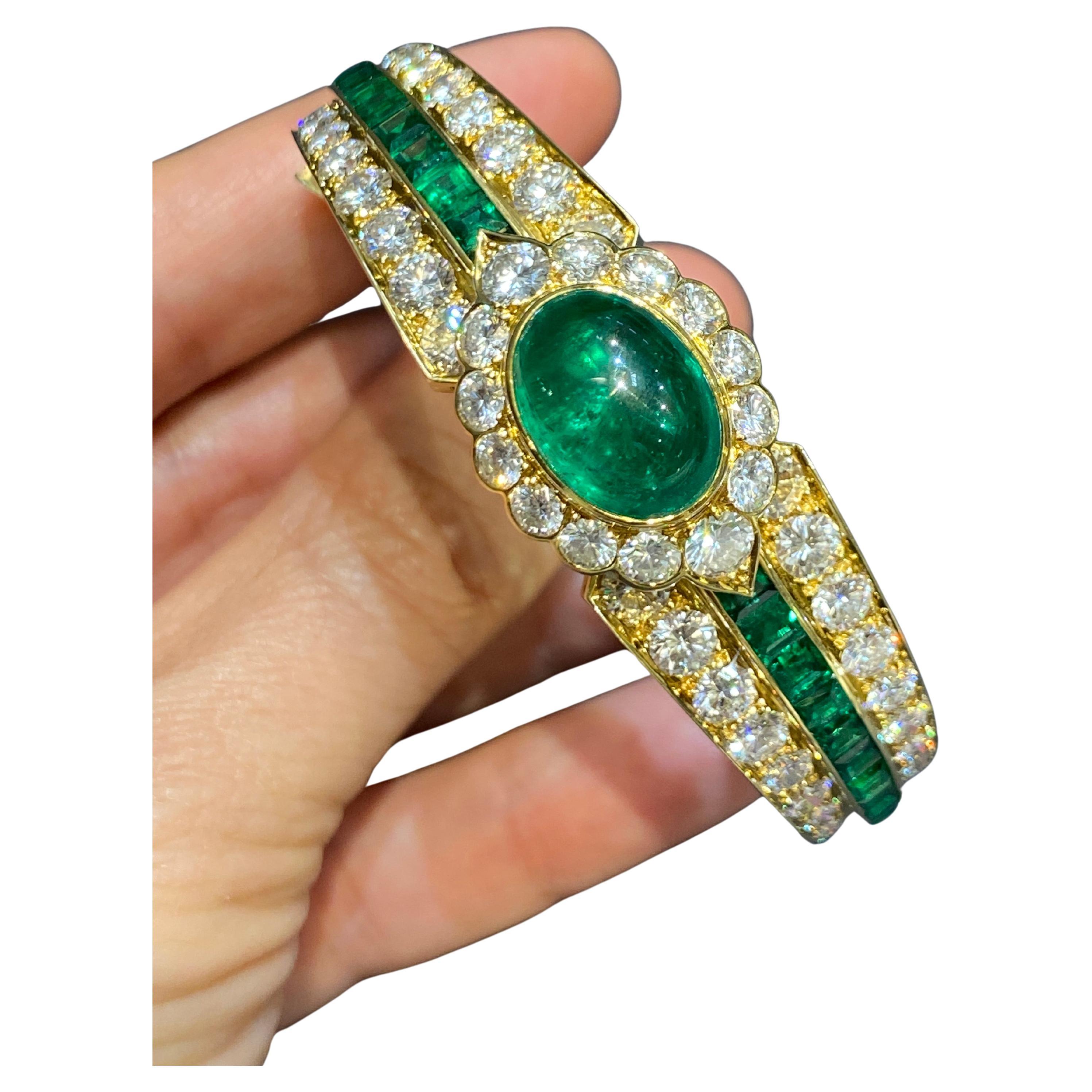 Van Cleef 
Arpels Armband aus etwa 9 Karat kolumbianischem Smaragd und Diamanten